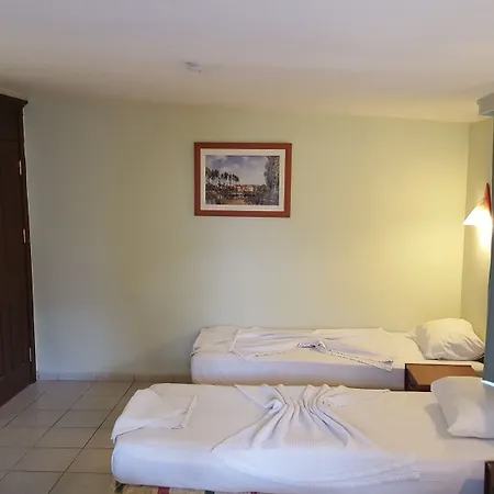 Bade Hotel Kemer