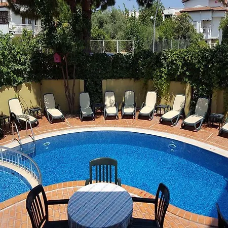 Bade Hotel Kemer